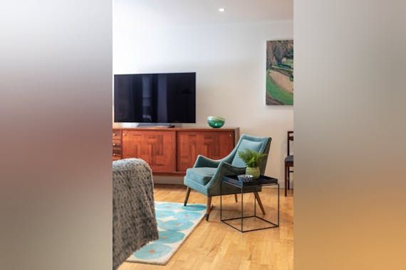 Property Image 3 for The Penthouse P445 Old Town Edinburgh