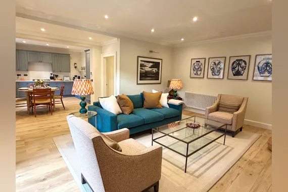 Property Image 3 for The Royal P506 Central New Town Edinburgh