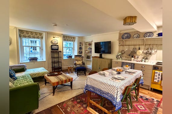 Property Image 1 for Rosebud P507 Central New Town Edinburgh