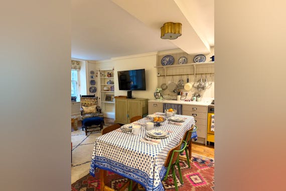 Property Image 3 for Rosebud P507 Central New Town Edinburgh